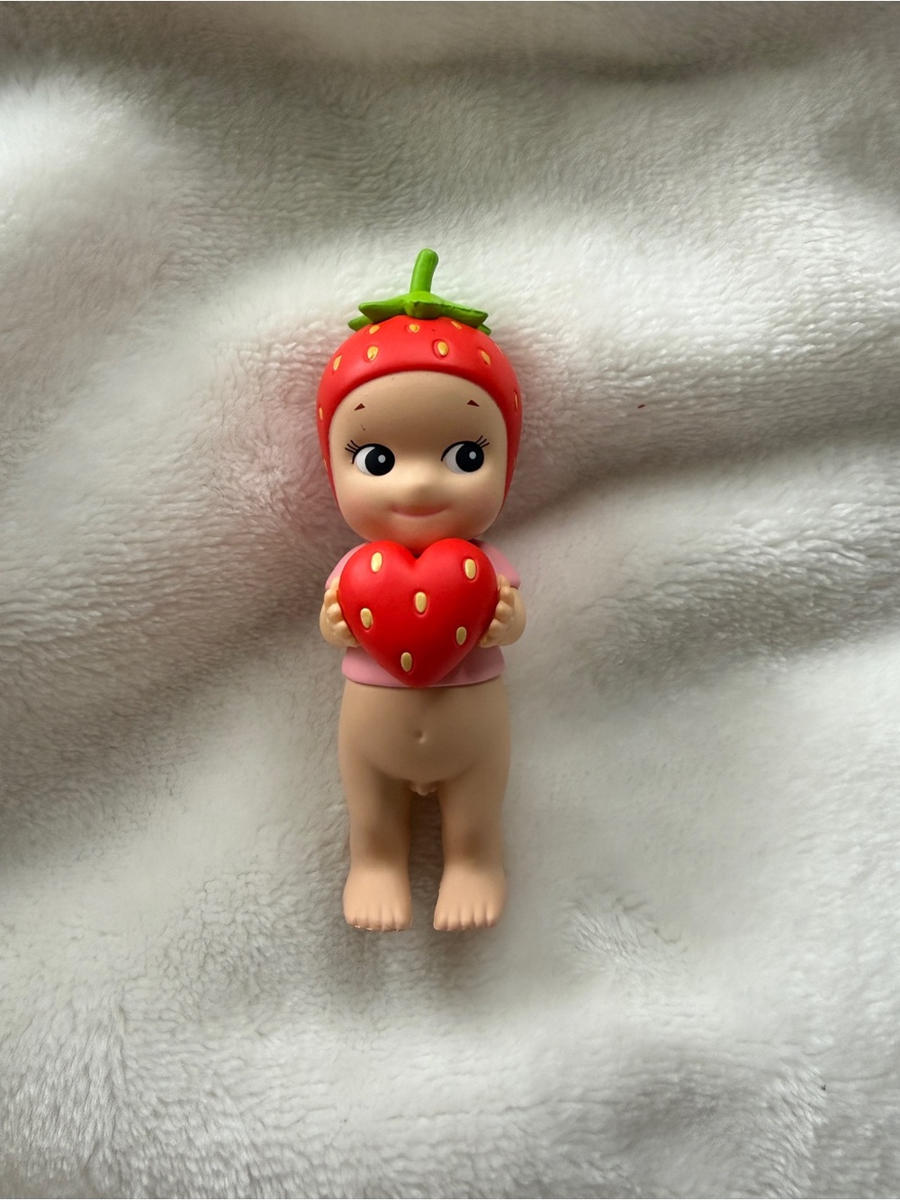 authentic strawberry series sonny angel